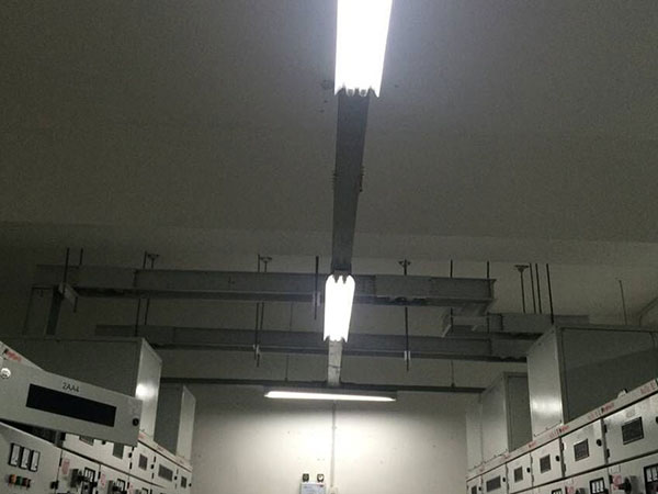 母線現(xiàn)場(chǎng)照片