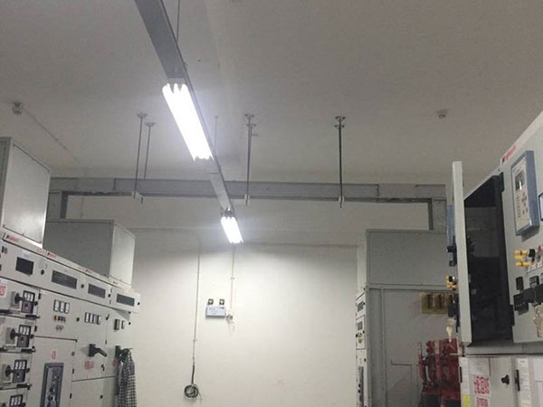 母線現(xiàn)場(chǎng)照片