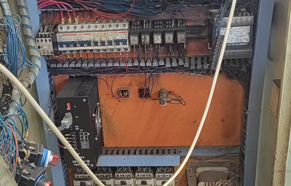 生產(chǎn)控制柜、水阻柜企業(yè)，維護(hù)、維修