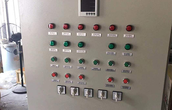 生產(chǎn)控制柜、水阻柜企業(yè)，維護、維修